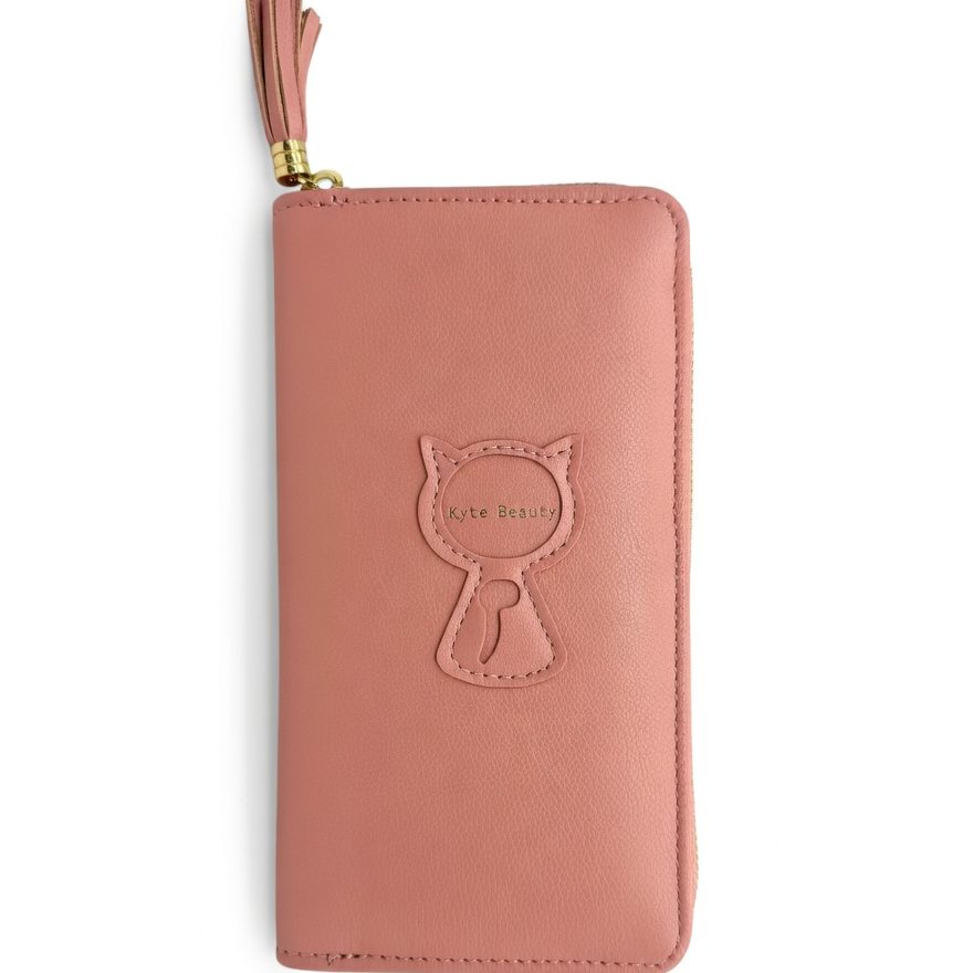 Add elegance to your look with this Classic Ladies Purse. Perfect for daily use, office, and special occasions. Designed for women who love simple and classy fashion.